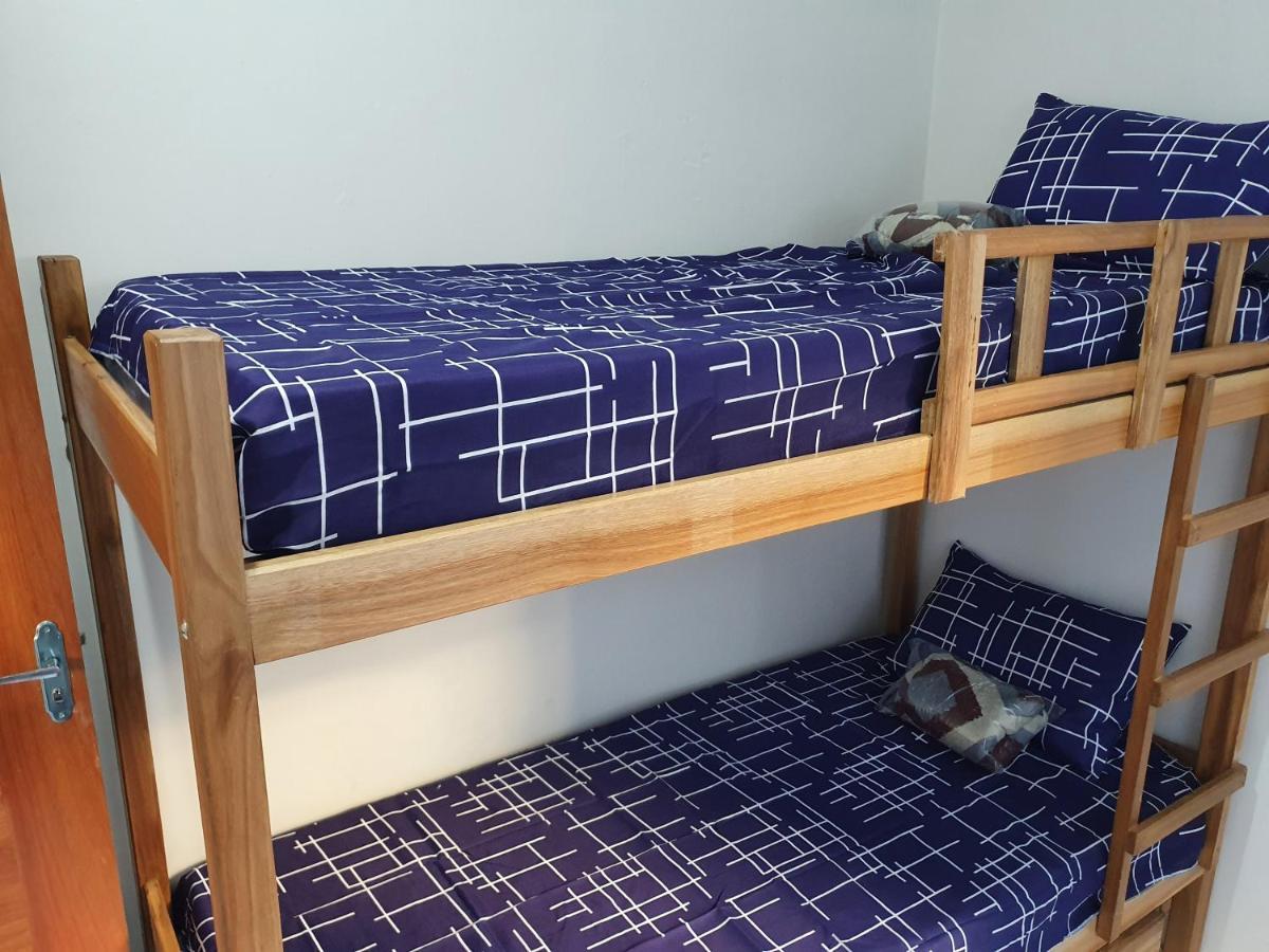 C&R Hostel Residencial Сальвадор Экстерьер фото