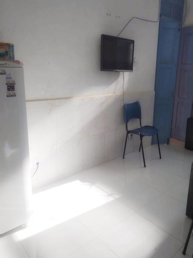 C&R Hostel Residencial Сальвадор Экстерьер фото