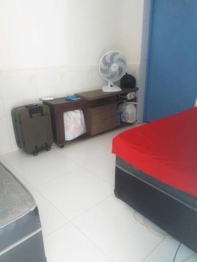 C&R Hostel Residencial Сальвадор Экстерьер фото